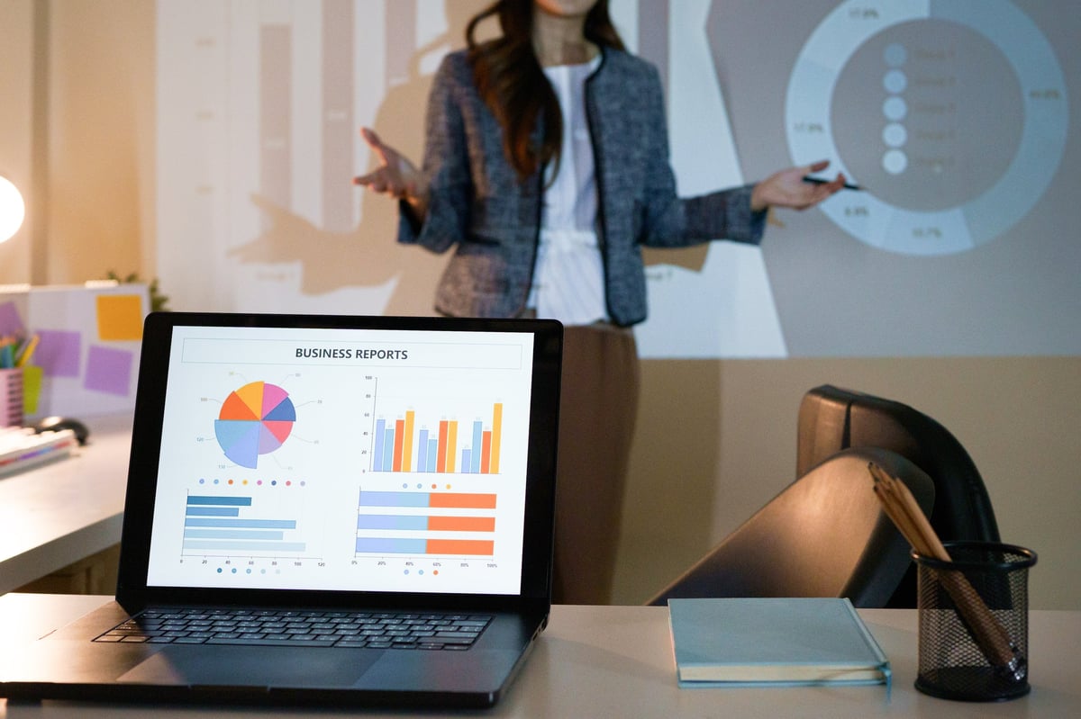 Marketing team presenting a lead generation funnel and campaign results